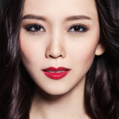 Photography by Shavonne Wong | Makeup by Elyn Chan | Hair by Kenjo Salon | Styling by Jamie Ng