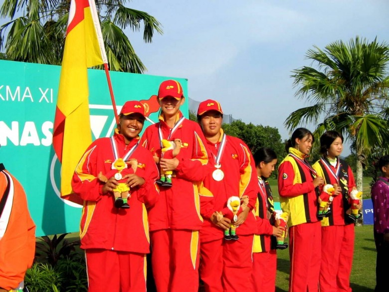 Gold medalists representing Selangor state at SUKMA 2006!!
