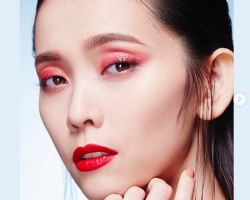 Sisters Magazine Beauty Editorial Spread July '18